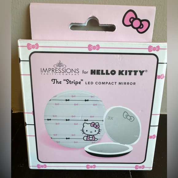 Hello Kitty LED Compact Mirror & 12 pc Make Up Sponge Set by Expressions - Picture 3 of 10